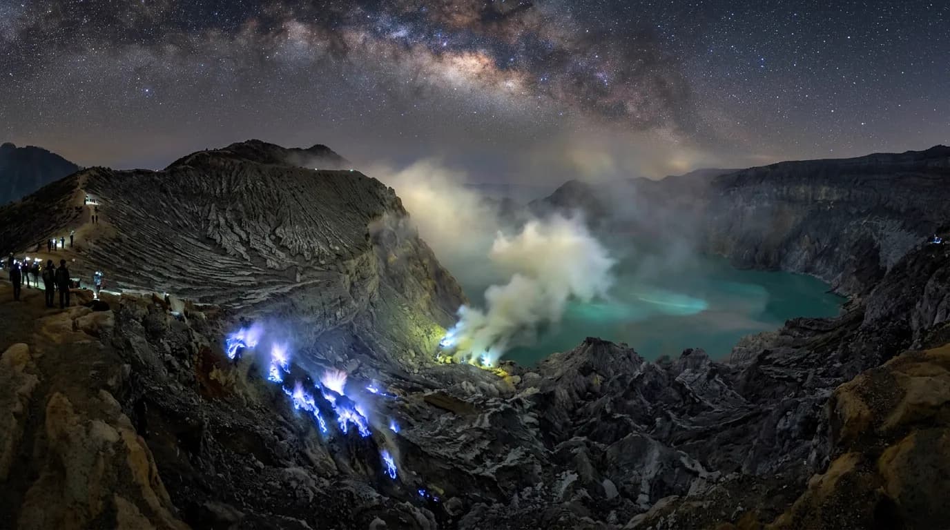 Ijen crater lake and volcanic landscape near Banyuwangi