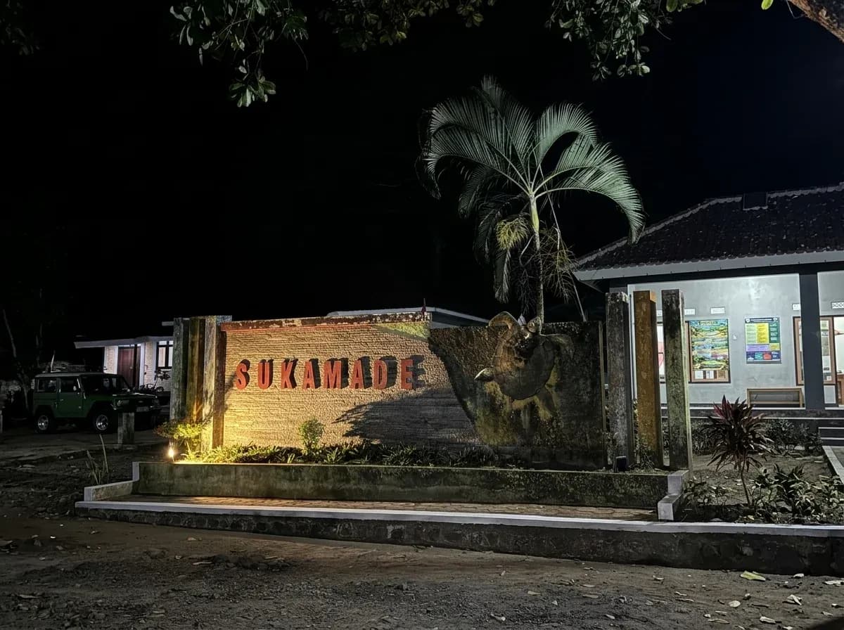 Sukamade eco lodge at night