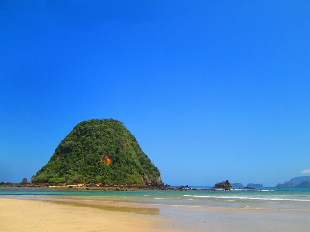 Red Island beach